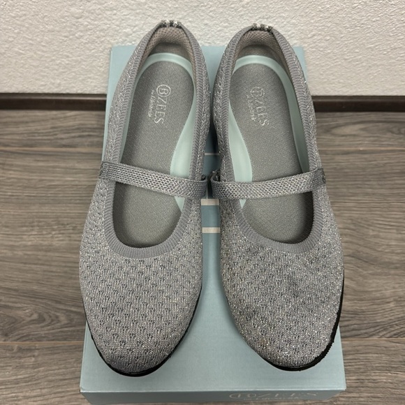 Bzees Keynote Mary Jane Flat** - Picture 3 of 7